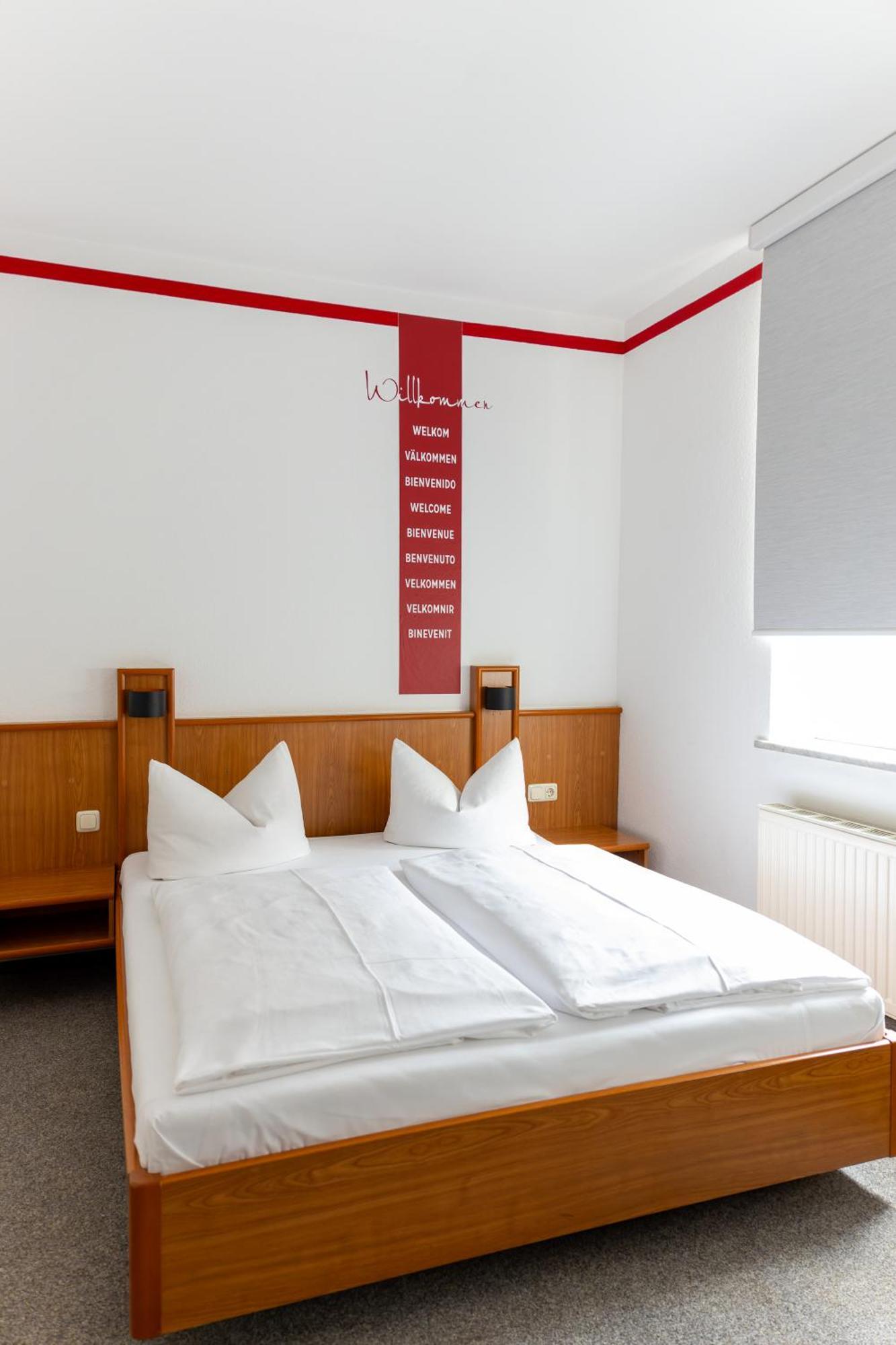 Hotel Anker Saalfeld Saale Exterior photo