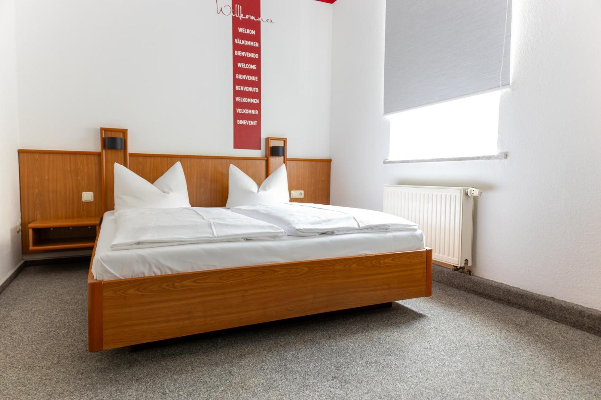 Hotel Anker Saalfeld Saale Exterior photo